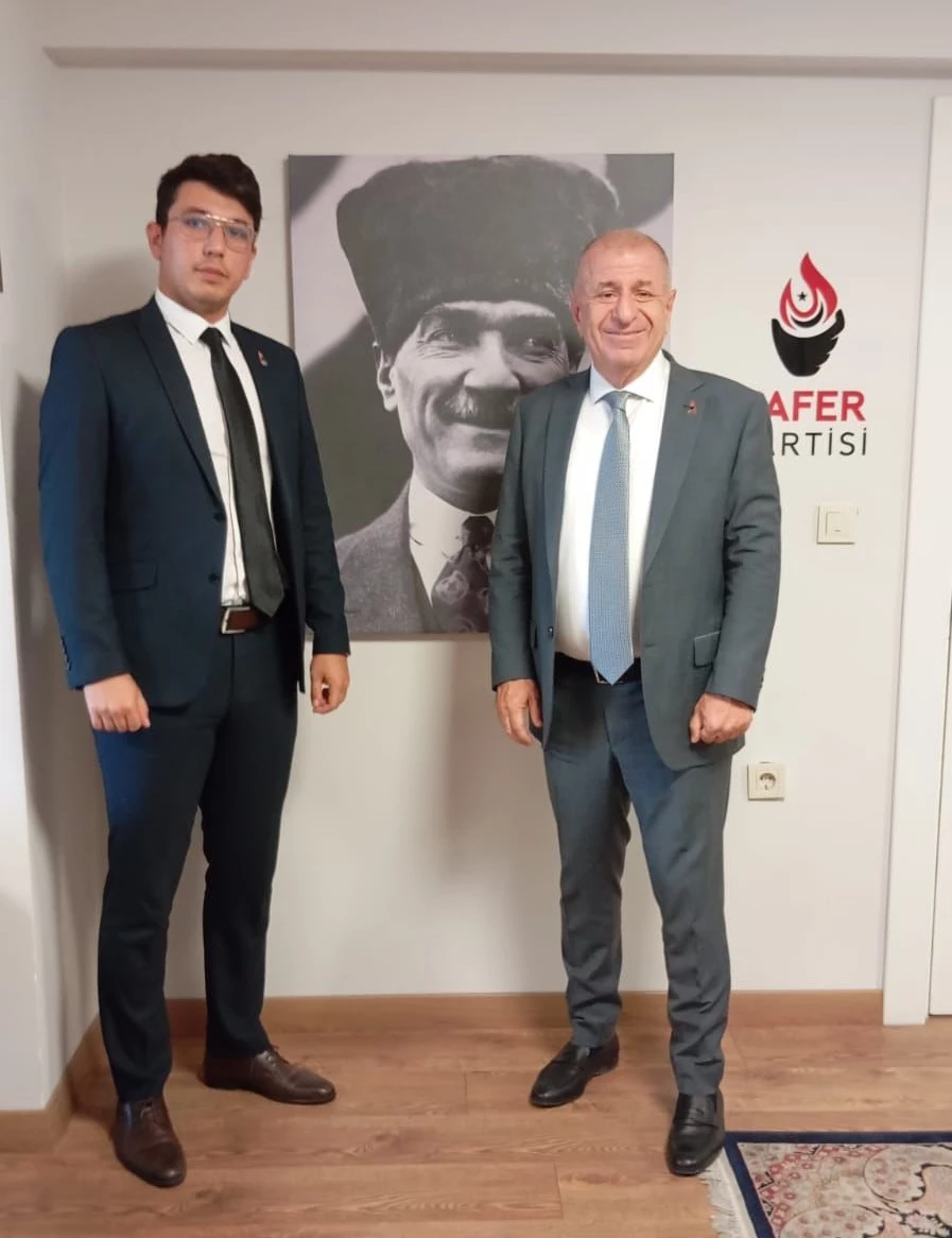 Zafer Partisi Afyonkarahisar İl Başkanlığı'nda Görev Değişimi