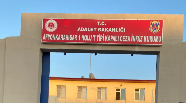 Suç Örgütü Üyeliğinden Aranan Şahıs Yakalandı