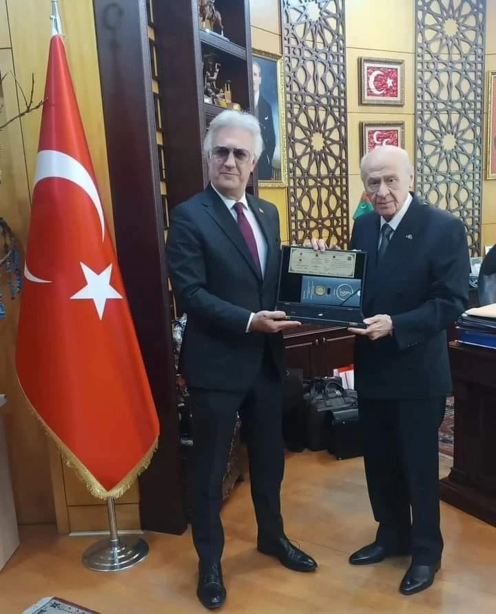 Devlet Bahçeli, Tamer Karadağlı'yı Kabul Etti