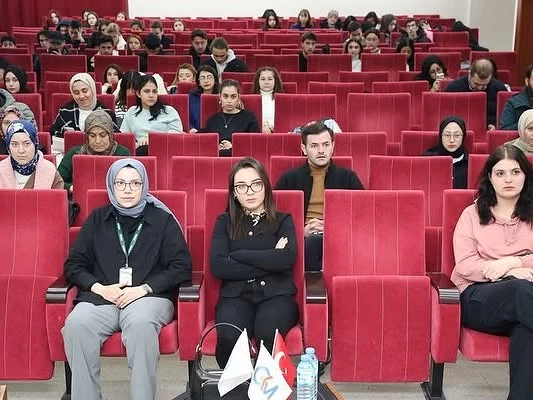 Sivil Toplum Çalışmaları ve Yeşilay Konferansı Düzenlendi