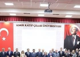 Üniversiteler Dijital Dönüşüm ve Kalite Standartları İçin İzmir'de Buluştu