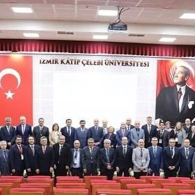 Üniversiteler Dijital Dönüşüm ve Kalite Standartları İçin İzmir'de Buluştu