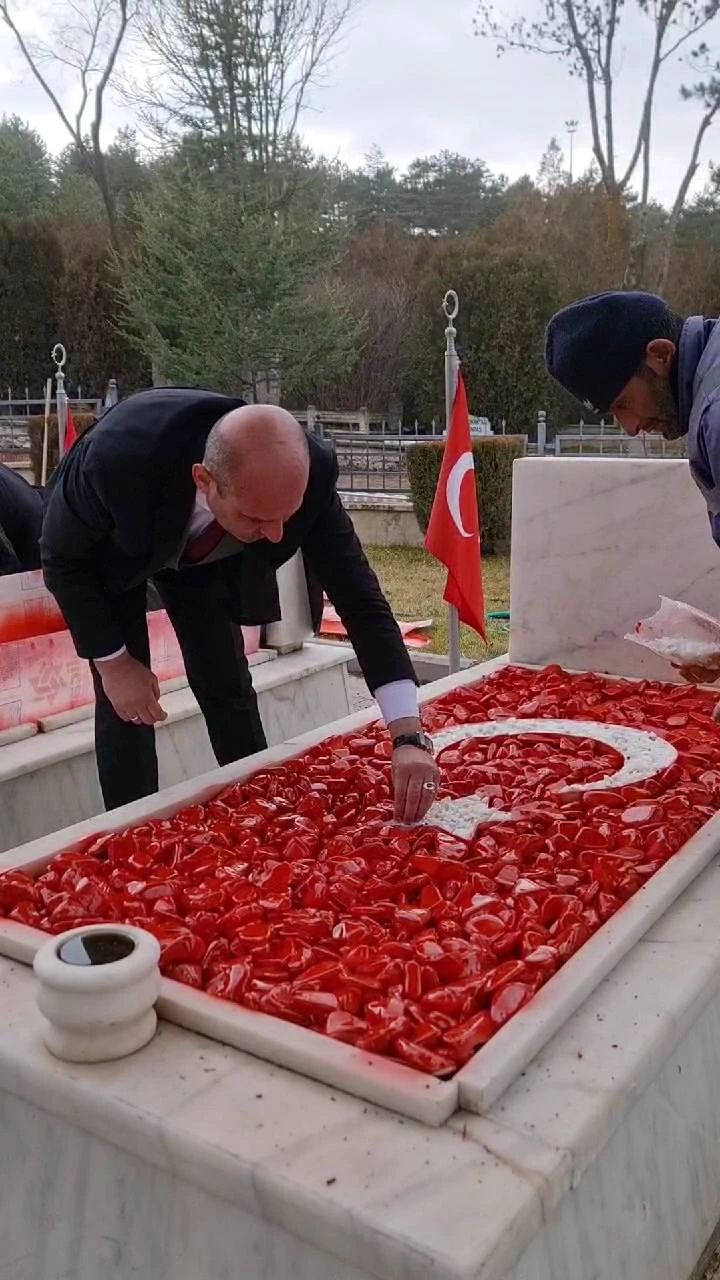 Hava Şehitliğinde Regaip Kandili Öncesi Temizlik ve Düzenleme Çalışmaları