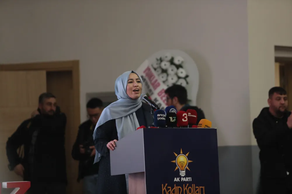 AK Parti Kadın Kolları'nda Yeni Yönetim Belirlendi: Bakın Listede Hangi İsimler Var