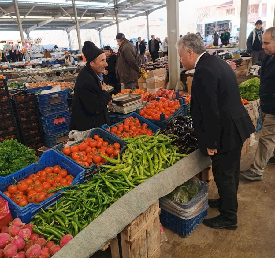 Başkan Kayer, pazarcı esnafını ziyaret etti